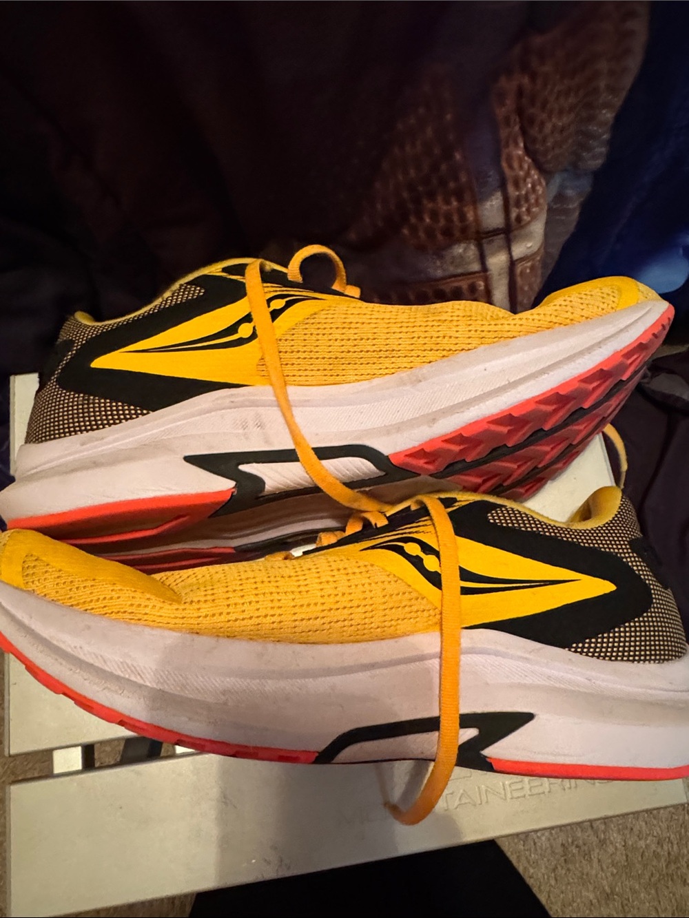 Saucony Tennis Shoes - Picture 5 of 6